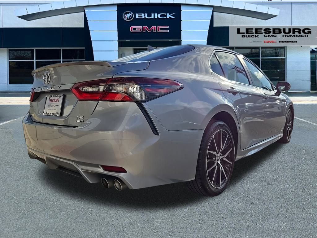 Used 2024 Toyota Camry SE w/ Cold Weather Package image 7