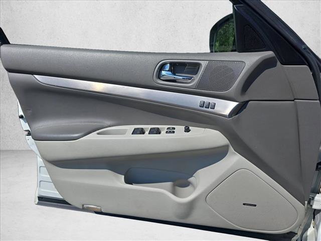 Used 2012 INFINITI G37 x w/ Premium Pkg AWD/4WD image 26