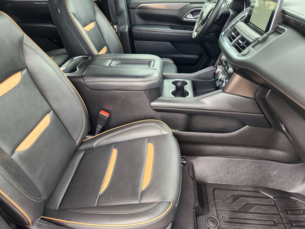 Certified 2023 GMC Yukon AT4 w/ AT4 Premium Plus Package AWD/4WD image 14