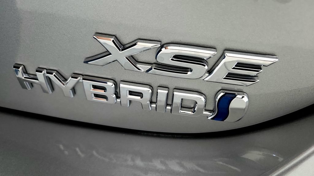 Used 2024 Toyota Camry XSE w/ Navigation Package FWD image 14