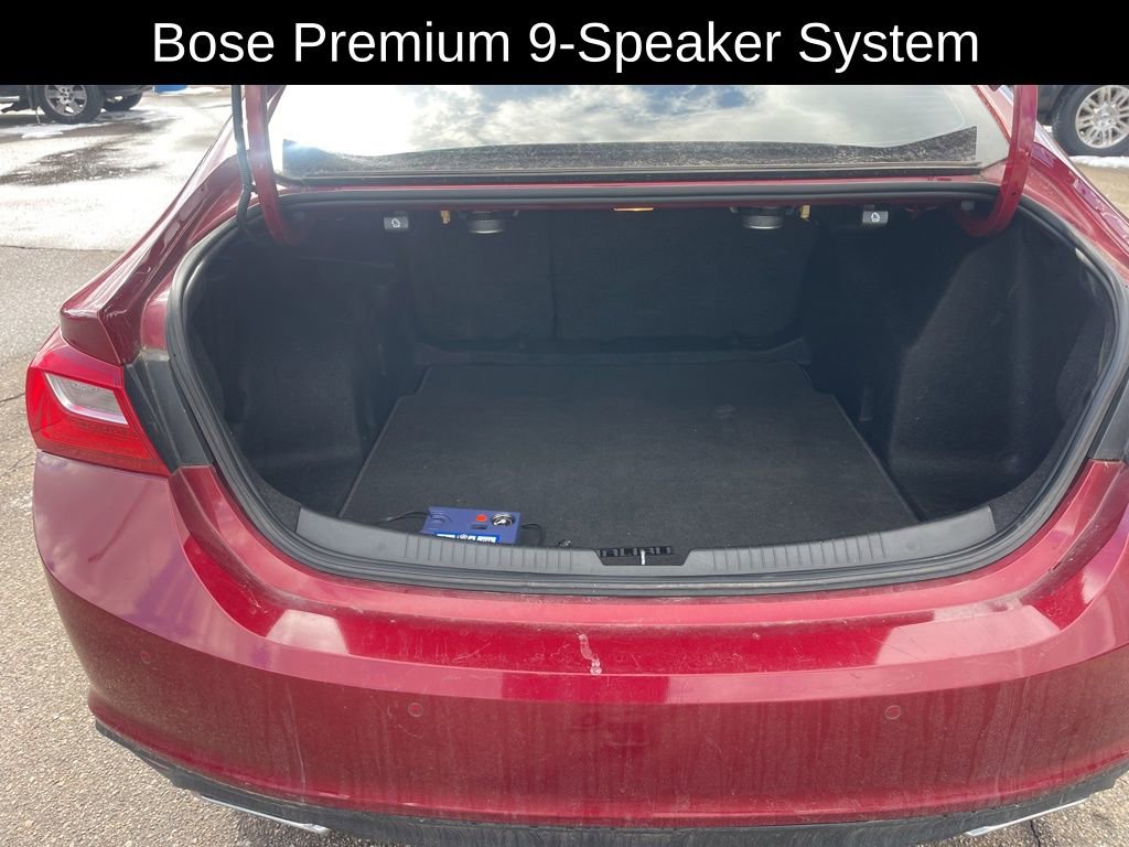 Used 2018 Chevrolet Malibu Premier image 9