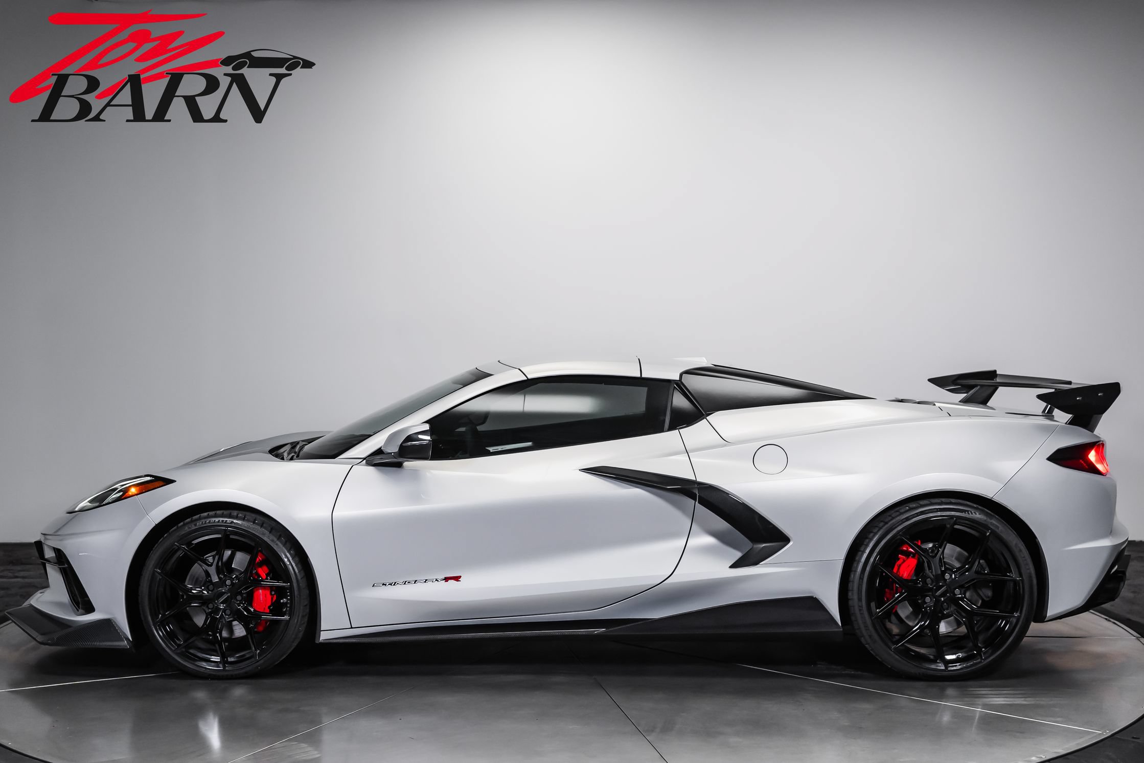 Used 2021 Chevrolet Corvette Stingray Premium Conv w/ Z51 Performance Package RWD image 10