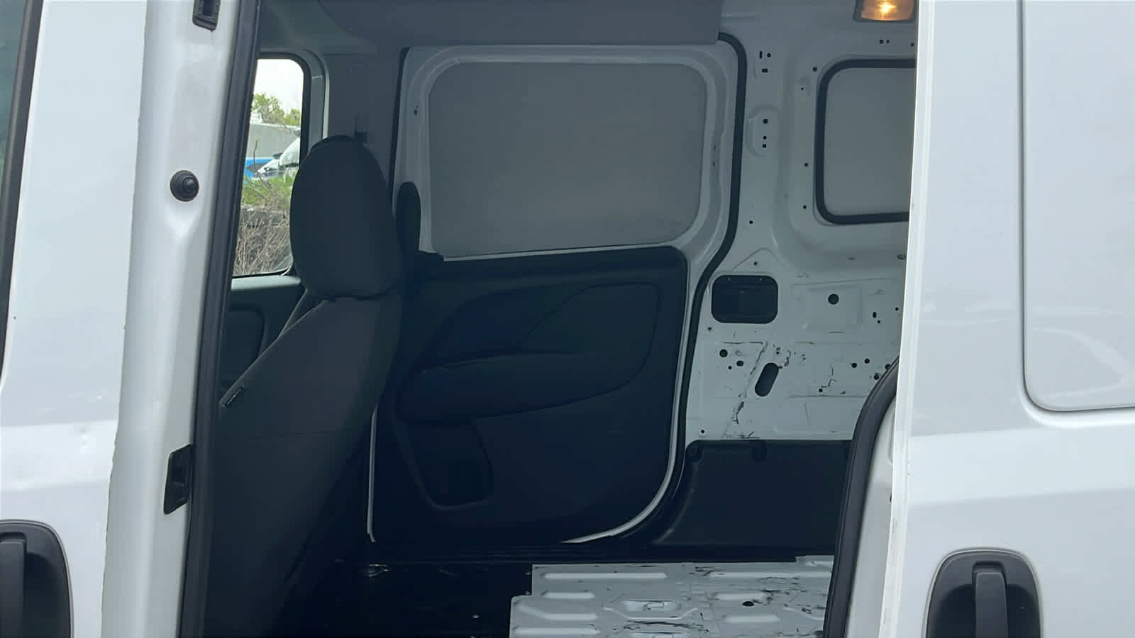 Used 2017 RAM ProMaster City Tradesman w/ Rear Back-up Camera Group FWD image 19