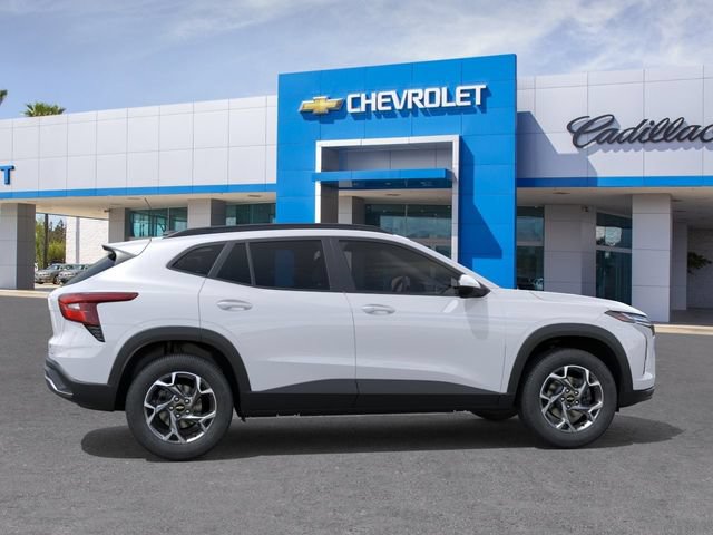 New 2026 Chevrolet Trax LT w/ Sunroof Package FWD image 3
