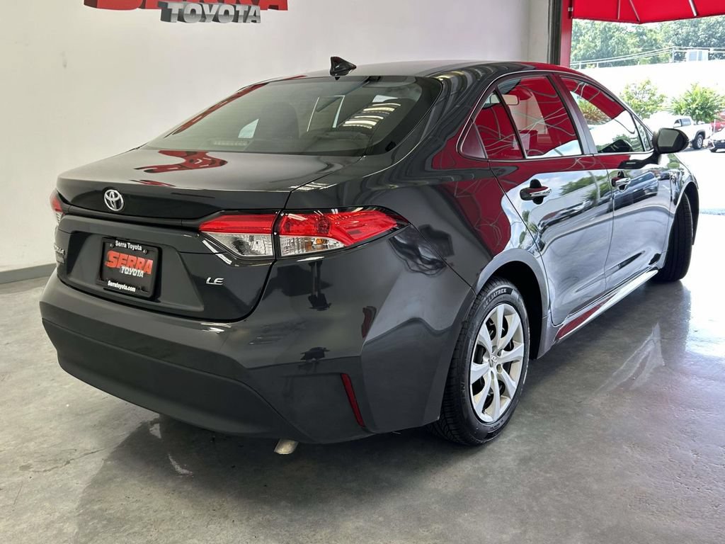 Used 2024 Toyota Corolla LE FWD image 3
