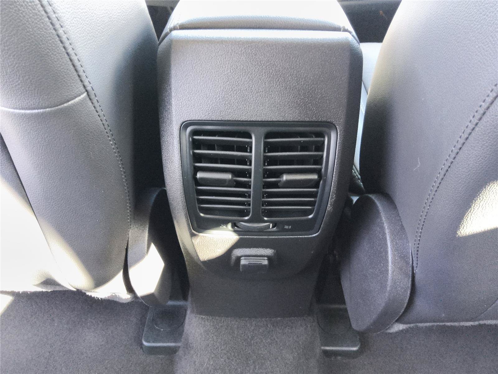 Used 2018 Ford Escape SEL w/ Canadian Touring Package AWD/4WD image 28