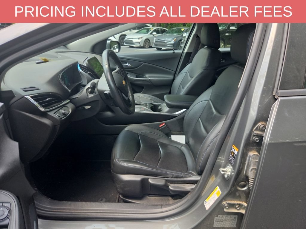 Used 2017 Chevrolet Volt Premier w/ Driver Confidence Package FWD image 6