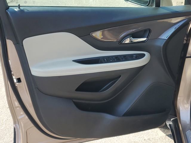 Used 2019 Buick Encore Essence AWD/4WD image 7
