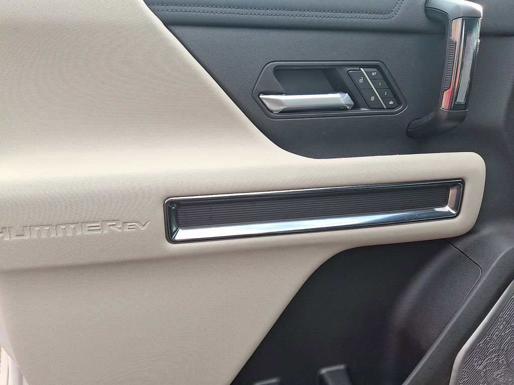 New 2026 GMC Hummer EV SUV AWD/4WD image 8