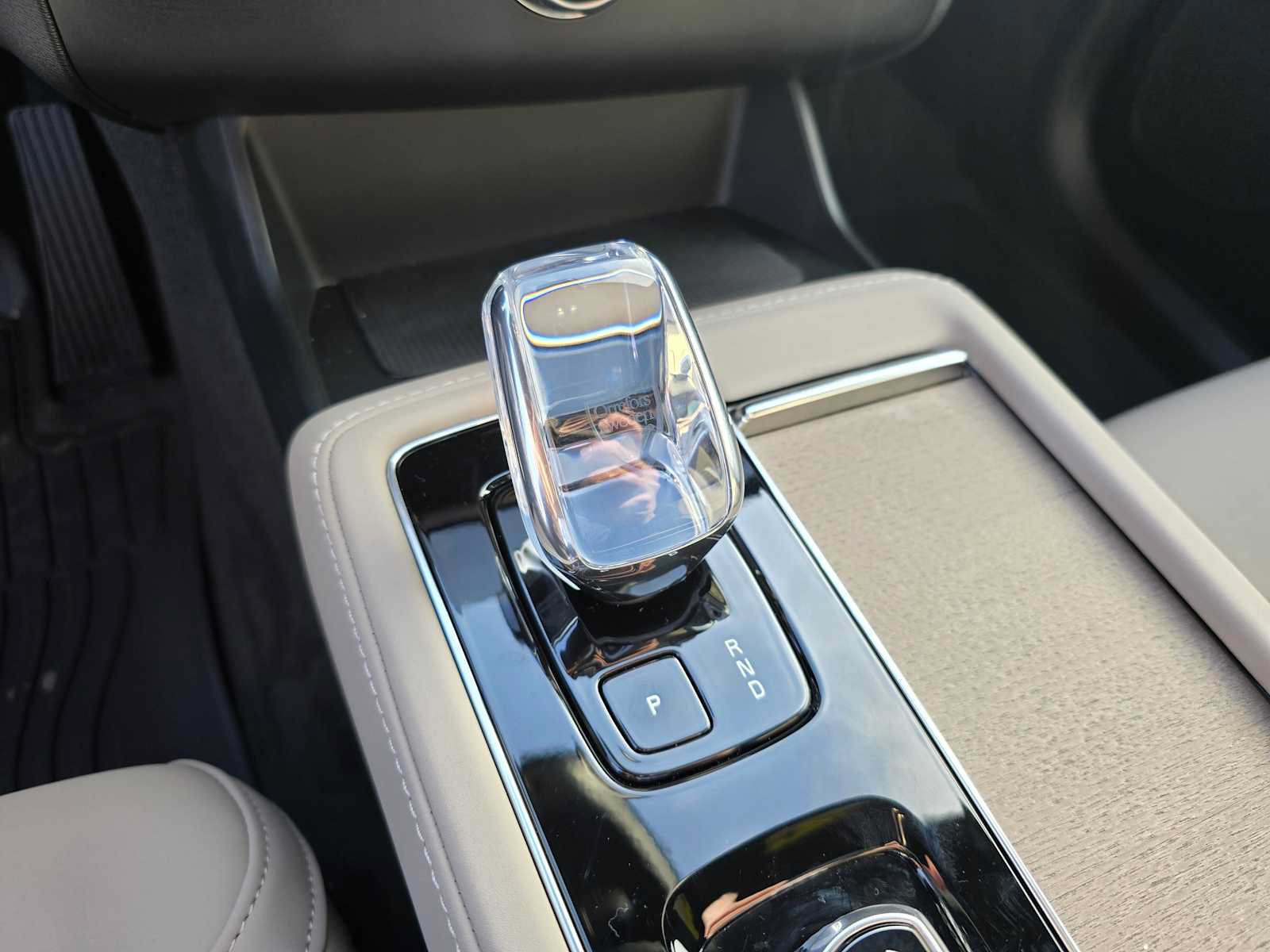 New 2026 Volvo XC90 B6 Plus w/ Protection Package Premier AWD/4WD image 42