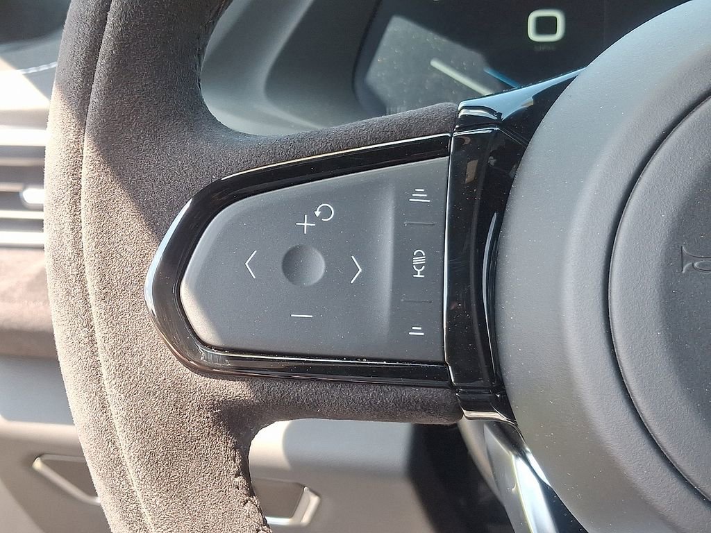 Used 2025 Lotus Emira RWD image 21