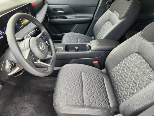 New 2027 Nissan Kicks SV w/ SV Premium Package FWD image 12