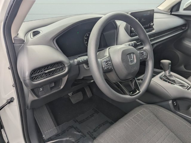 Certified 2025 Honda HR-V LX image 11