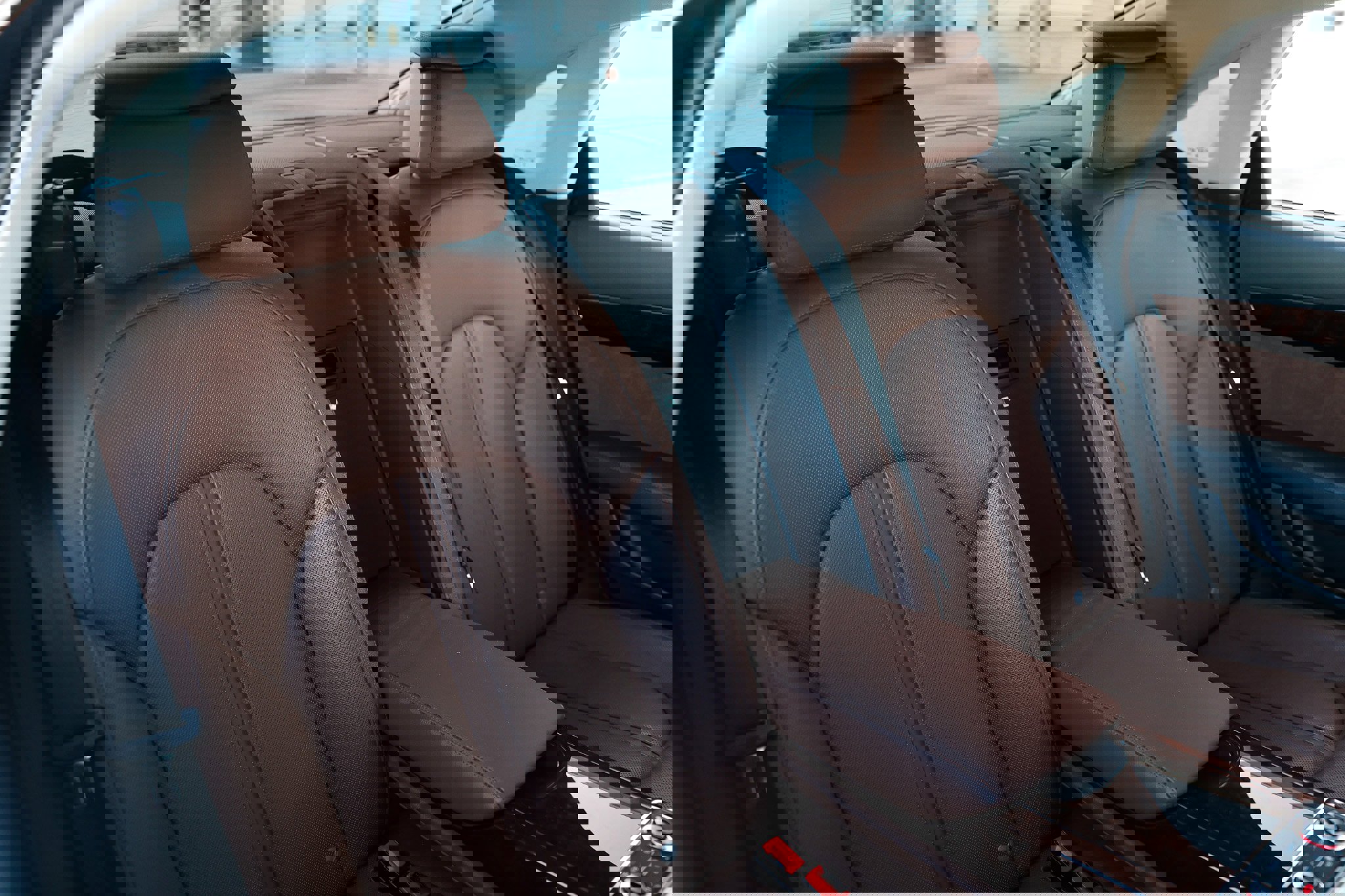 Used 2014 Audi A8 L TDI w/ Premium Package image 17