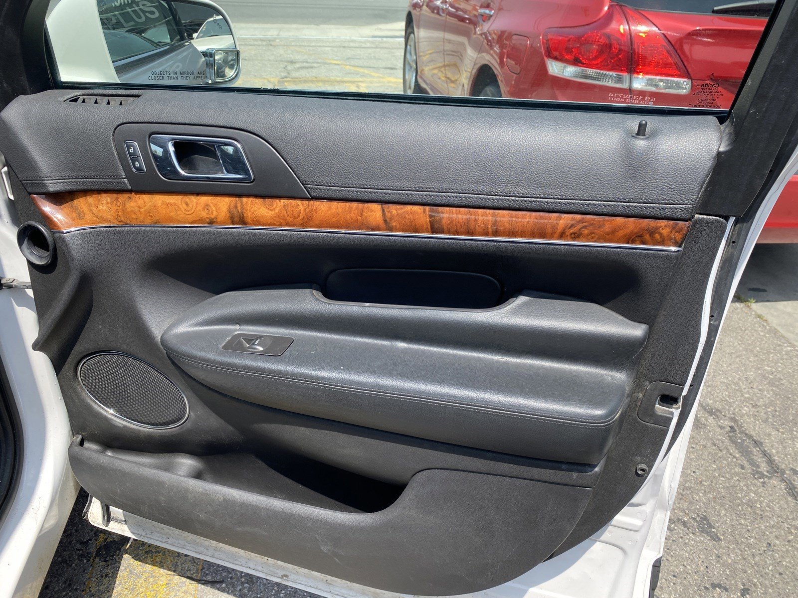 Used 2019 Lincoln MKT AWD image 19