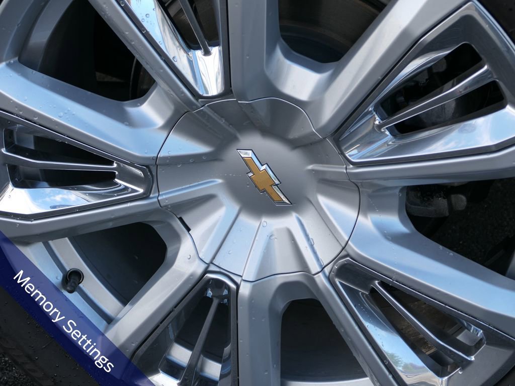 Used 2022 Chevrolet Tahoe High Country image 12