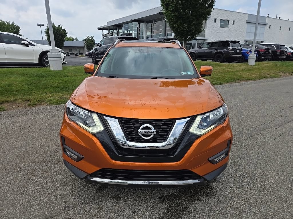 Used 2017 Nissan Rogue SV AWD/4WD image 12