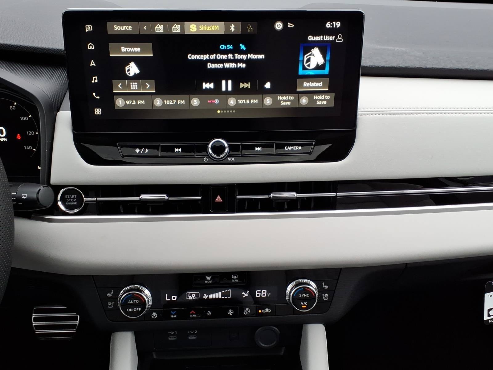 New 2026 Mitsubishi Outlander SEL FWD image 15