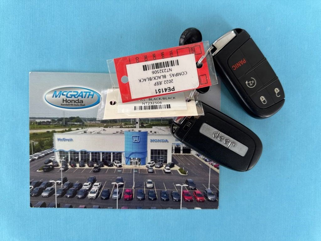 Used 2022 Jeep Compass Limited image 4