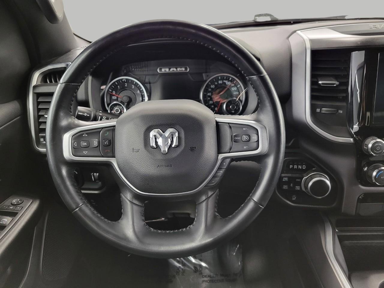 Used 2022 RAM 1500 Big Horn AWD/4WD image 5