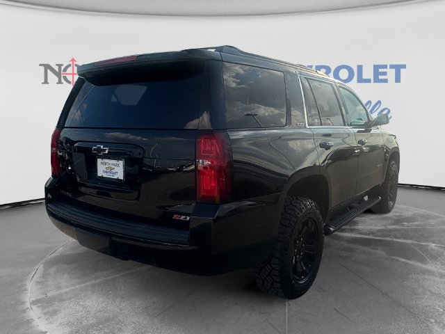 Used 2017 Chevrolet Tahoe LT w/ Luxury Package AWD/4WD image 3