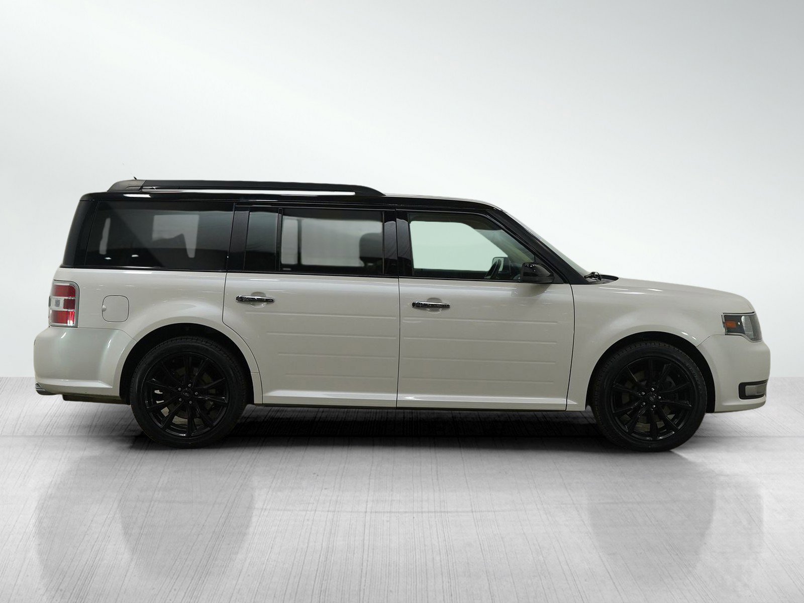 Used 2019 Ford Flex SEL w/ Equipment Group 202A AWD/4WD image 8