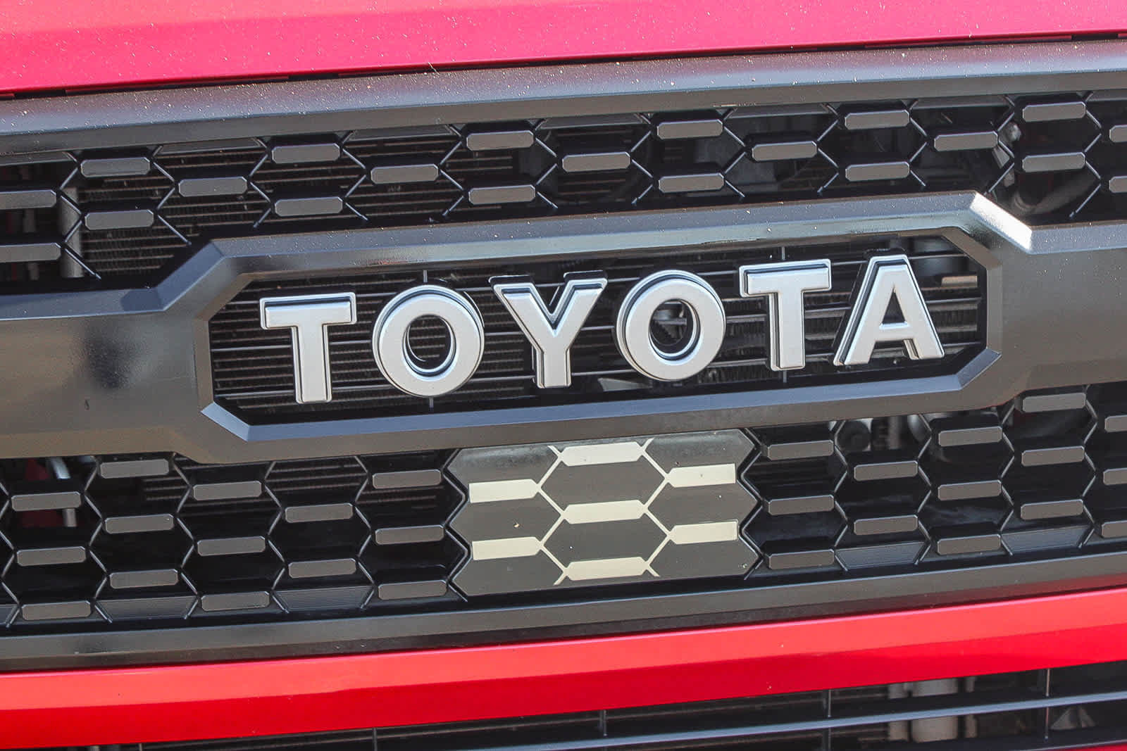 Used 2020 Toyota Tacoma TRD Off-Road w/ Technology Package AWD/4WD image 5