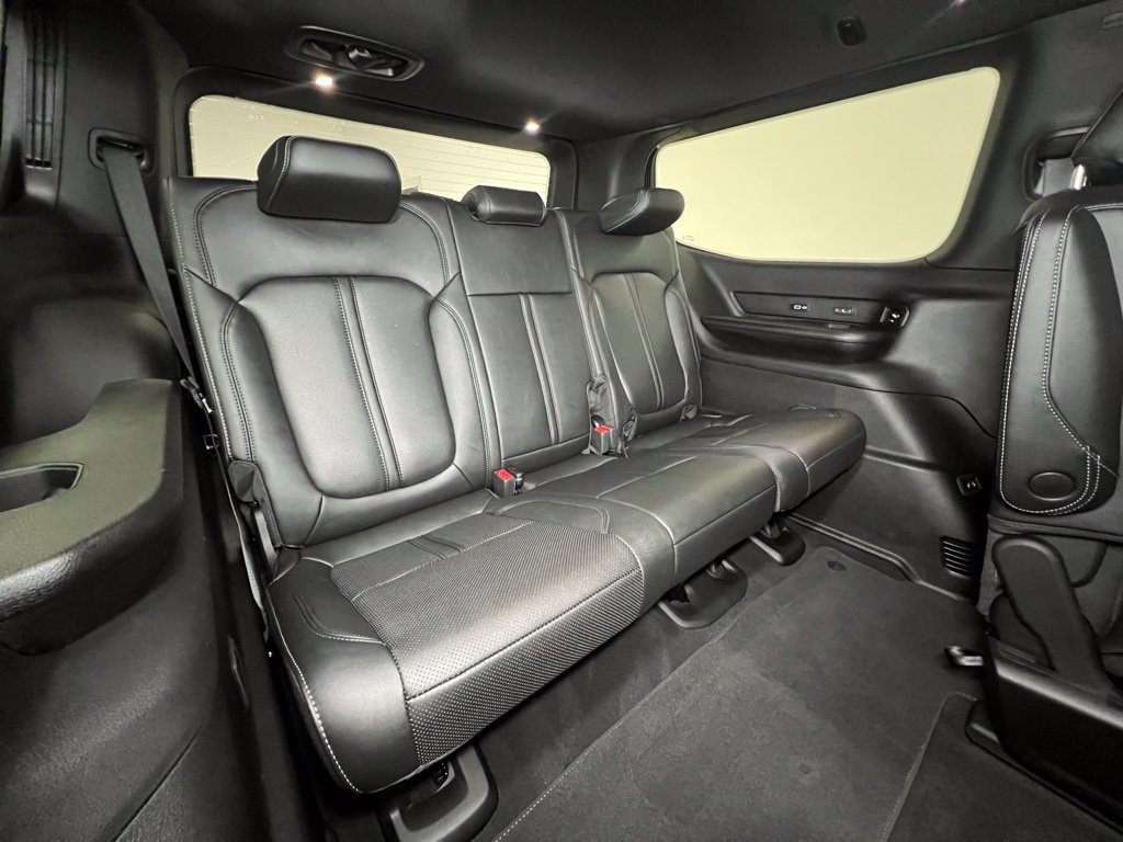 New 2026 Jeep Grand Wagoneer Limited AWD/4WD image 9