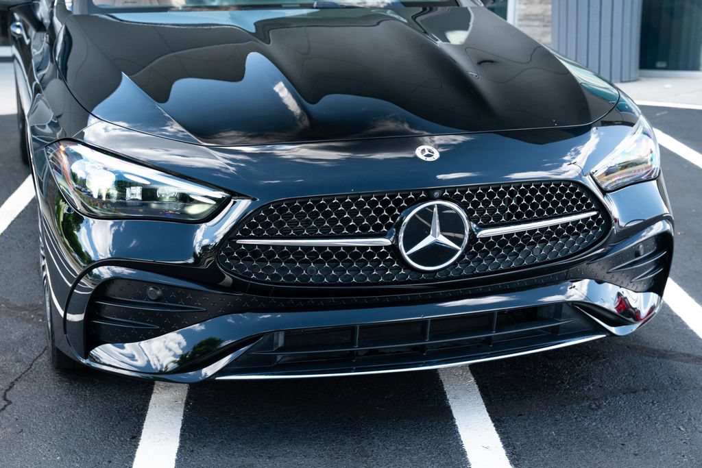 Used 2024 Mercedes-Benz CLE 300 4MATIC Cabriolet image 5