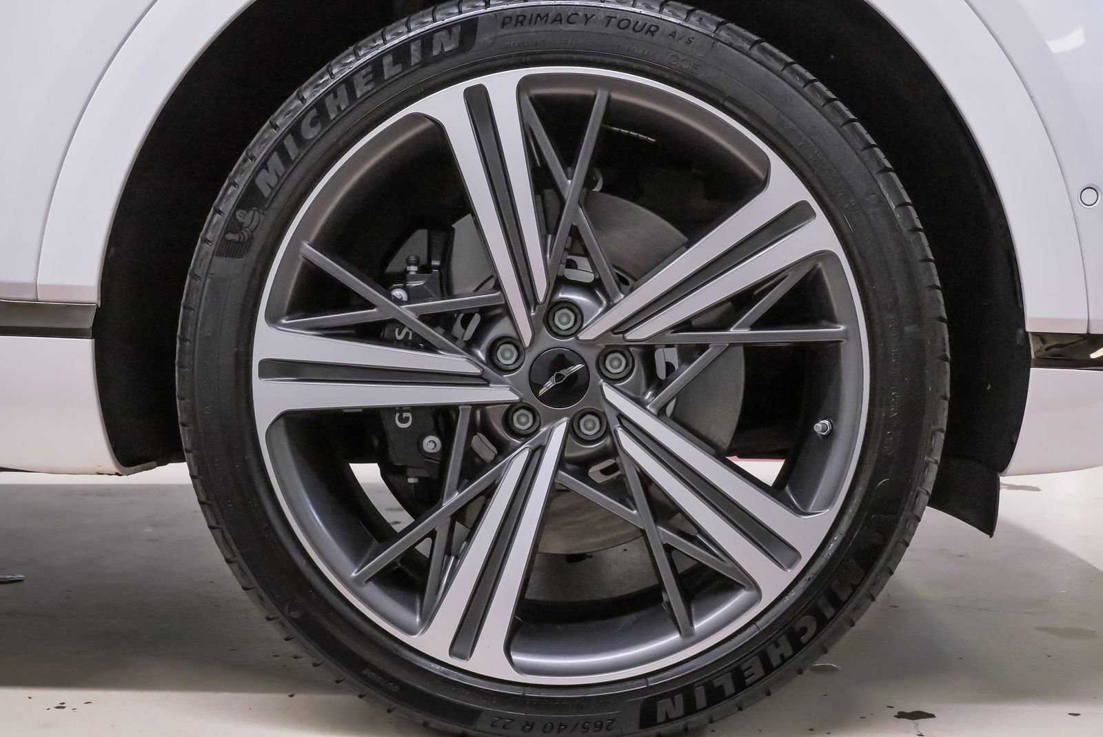 Used 2025 Genesis GV80 3.5T e-SC image 34