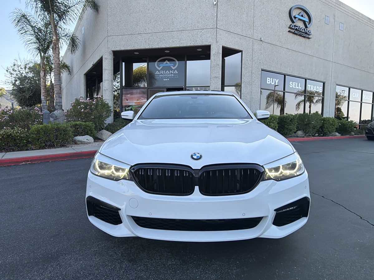 Used 2018 BMW 530i w/ M Sport Package RWD image 7