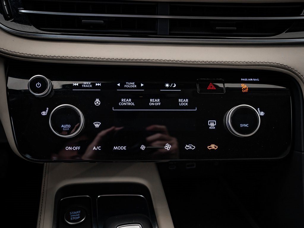 Used 2023 INFINITI QX60 Luxe image 36