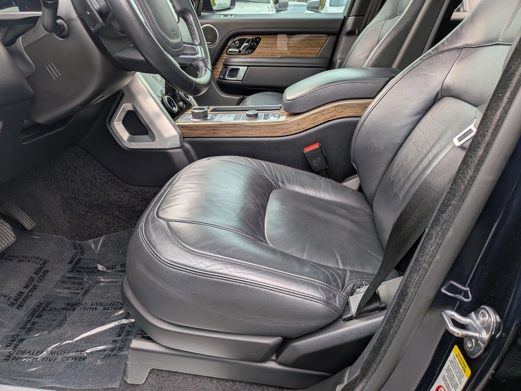 Used 2020 Land Rover Range Rover image 25