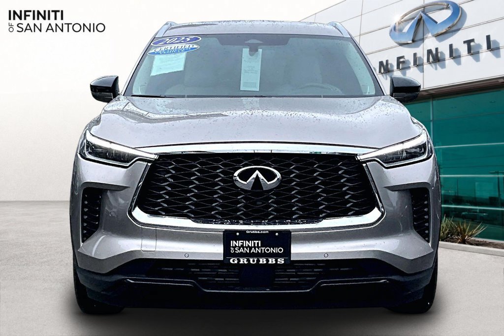 Certified 2025 INFINITI QX60 Luxe FWD image 4