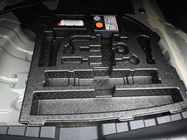 New 2026 Nissan Sentra SR w/ Floor Mat Package image 16