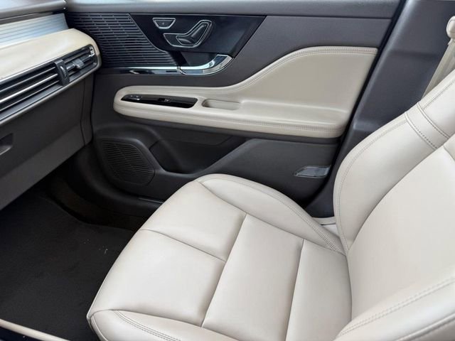 Used 2022 Lincoln Corsair FWD image 20