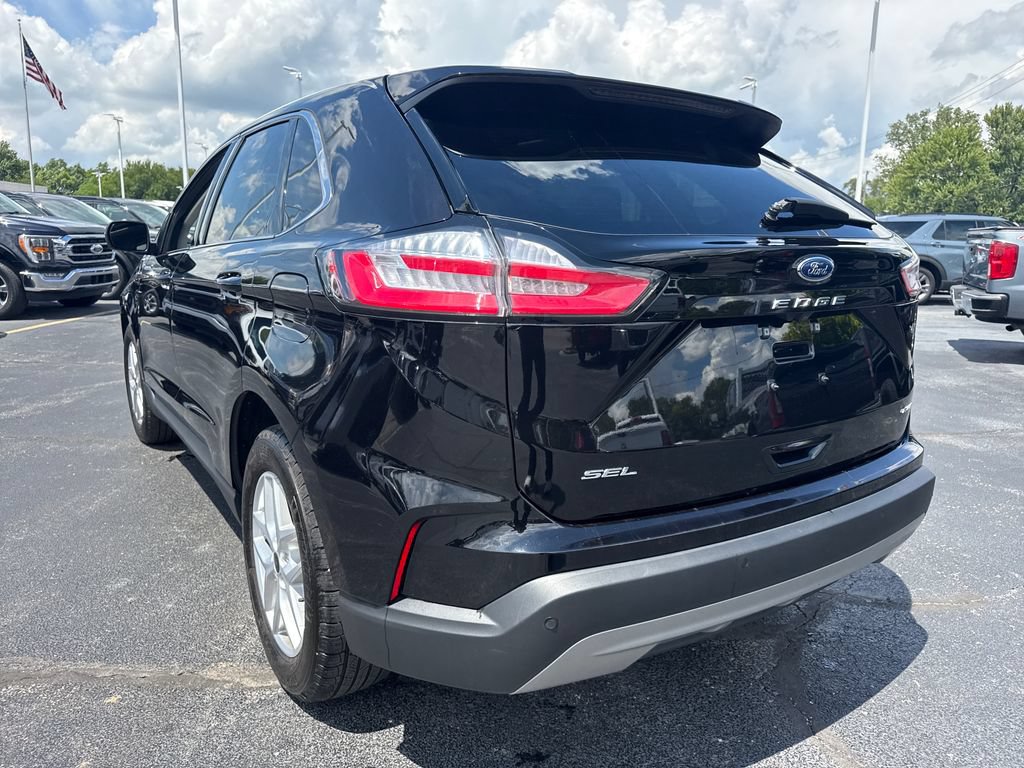 Used 2024 Ford Edge SEL w/ Convenience Package AWD/4WD image 9