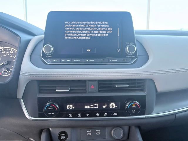 Used 2024 Nissan Rogue SV image 17