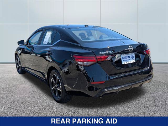 Used 2025 Nissan Sentra SV FWD image 3