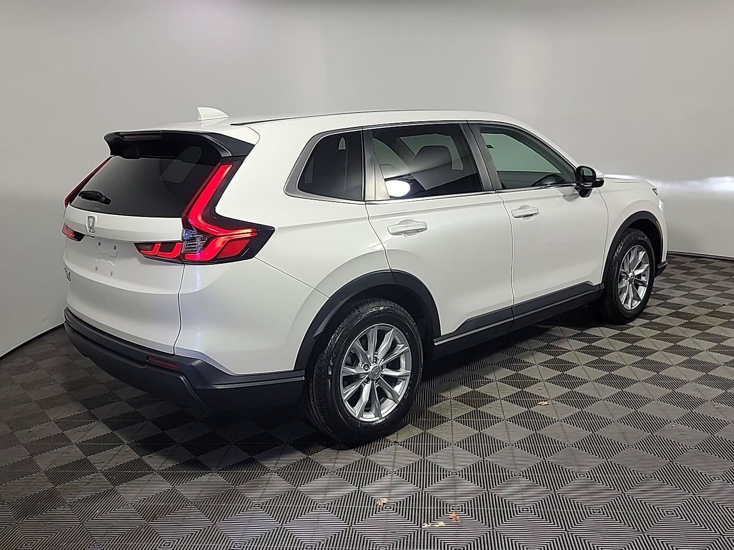 Certified 2024 Honda CR-V EX image 4