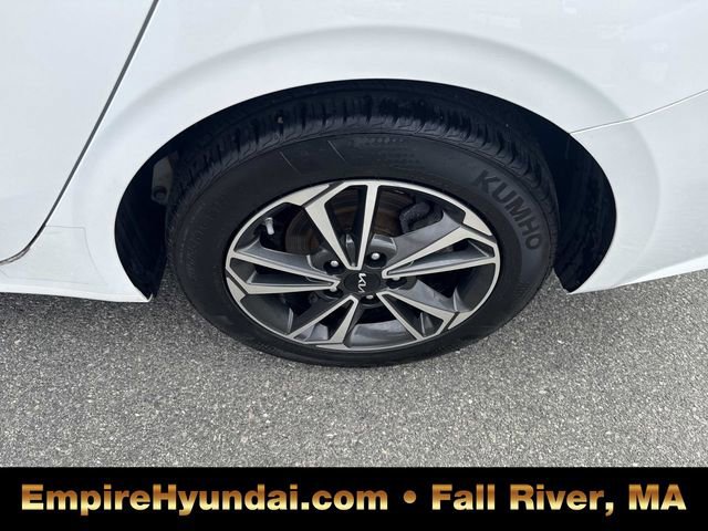 Used 2024 Kia Forte LXS image 12
