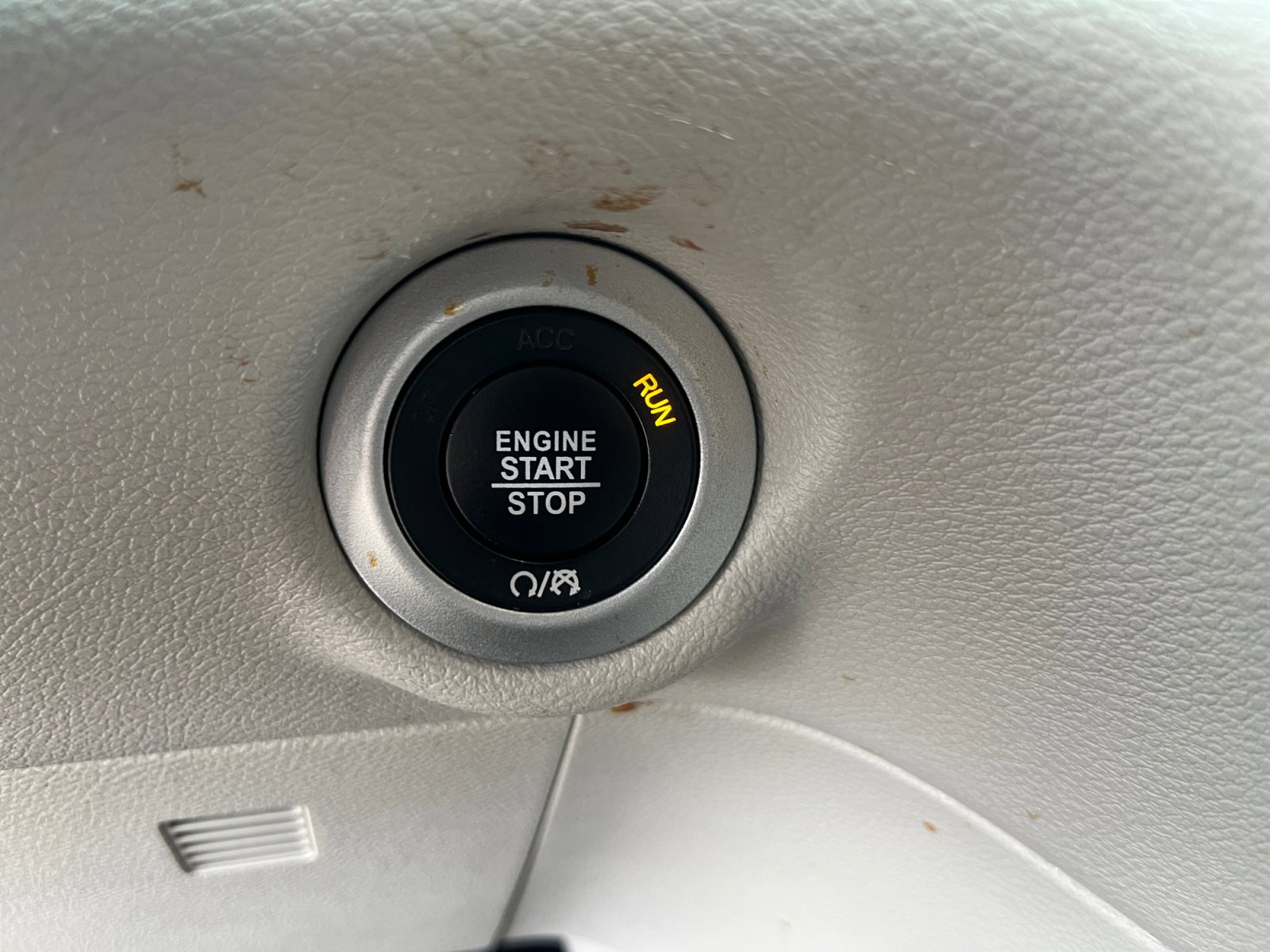 Certified 2023 Chrysler Pacifica Touring-L image 27