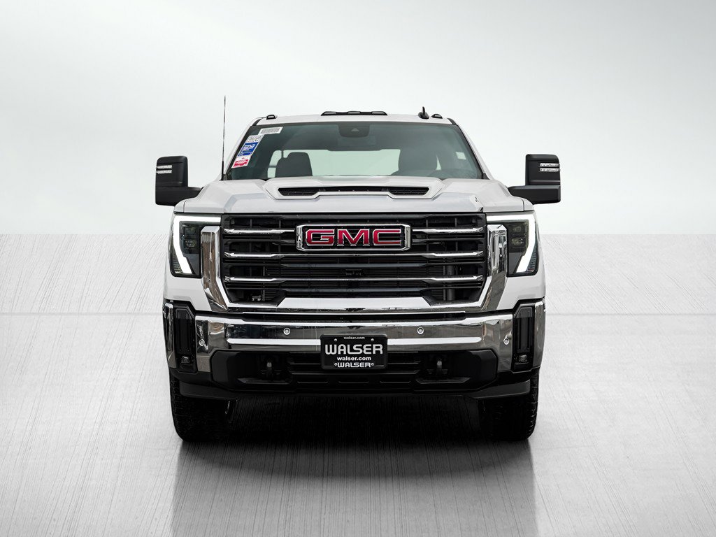 New 2026 GMC Sierra 3500 SLE image 2