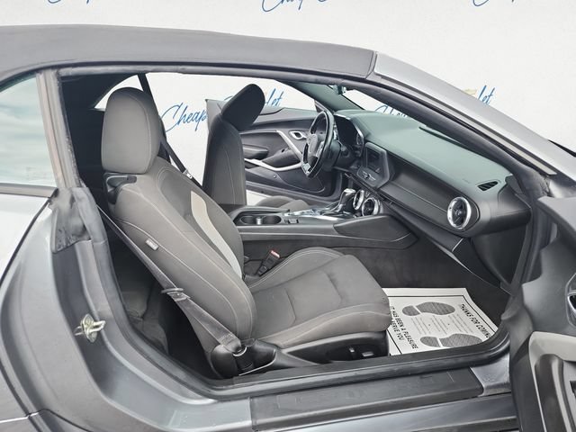 Used 2021 Chevrolet Camaro LT RWD image 14