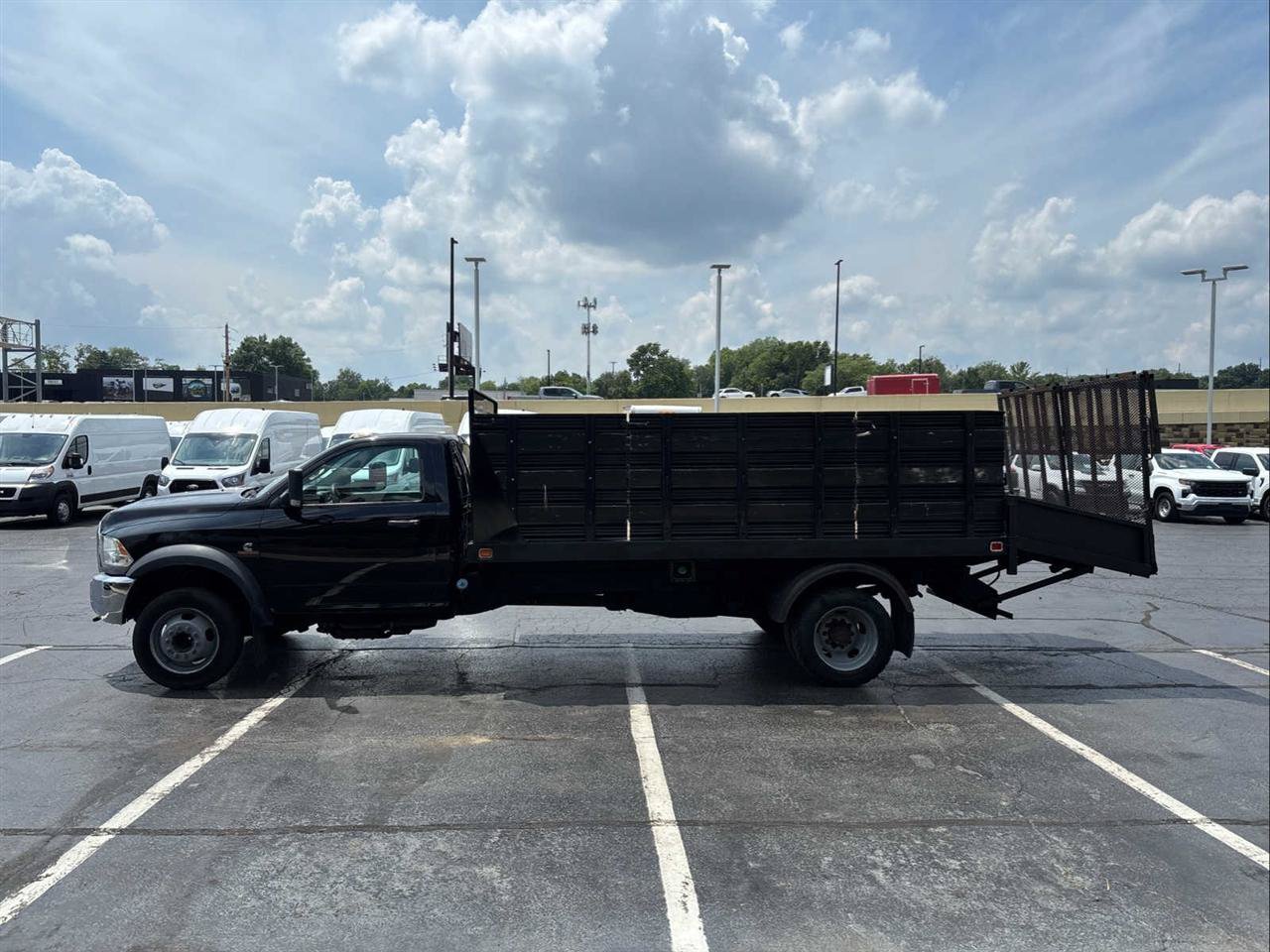 Used 2014 RAM 5500 Tradesman w/ Power & Remote Entry Group RWD image 5