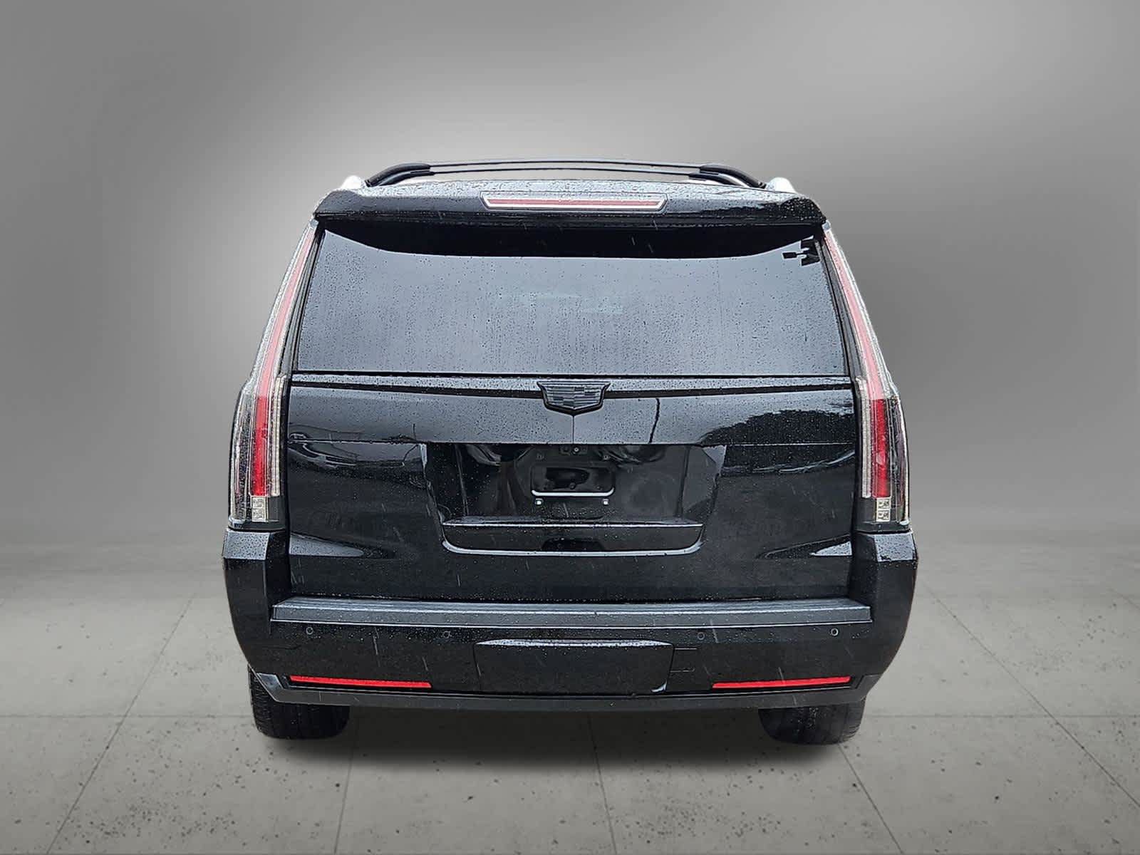 Used 2020 Cadillac Escalade ESV Platinum w/ Escalade Sport Edition AWD/4WD image 5