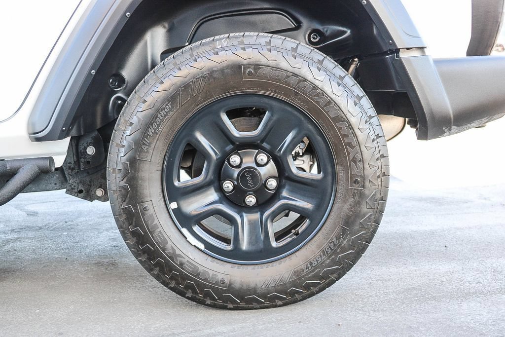 Used 2025 Jeep Wrangler Unlimited Sport AWD/4WD image 12
