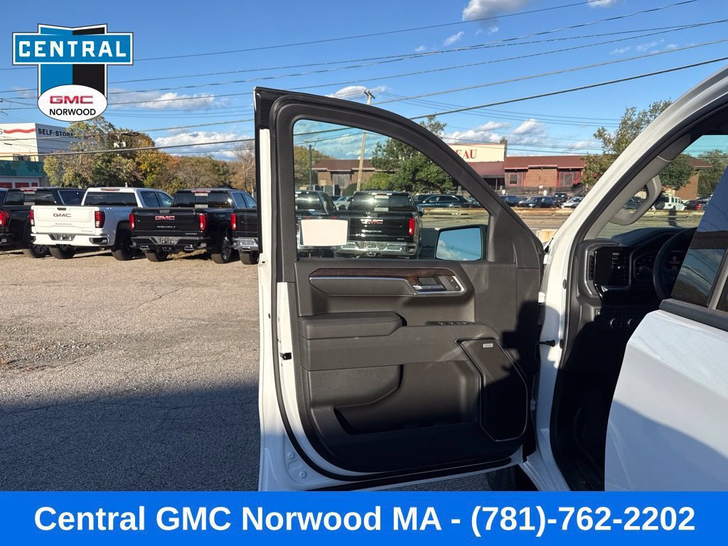 New 2026 GMC Sierra 1500 Elevation w/ Elevation Premium Package AWD/4WD image 12