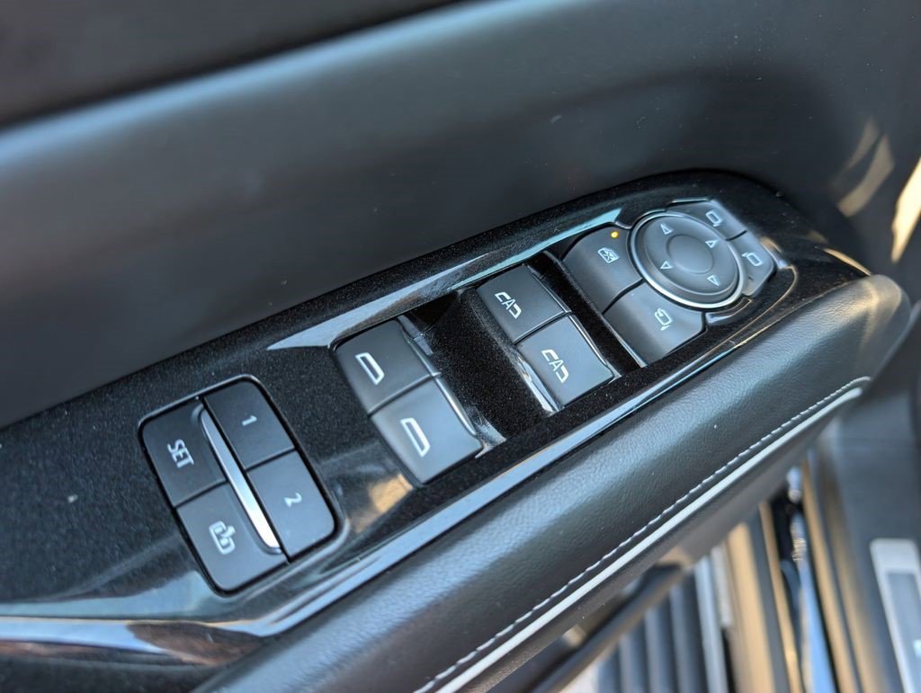 Certified 2023 Cadillac Escalade ESV Sport Platinum image 13