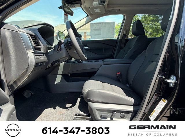 New 2026 Nissan Rogue Dark Armor AWD/4WD image 17